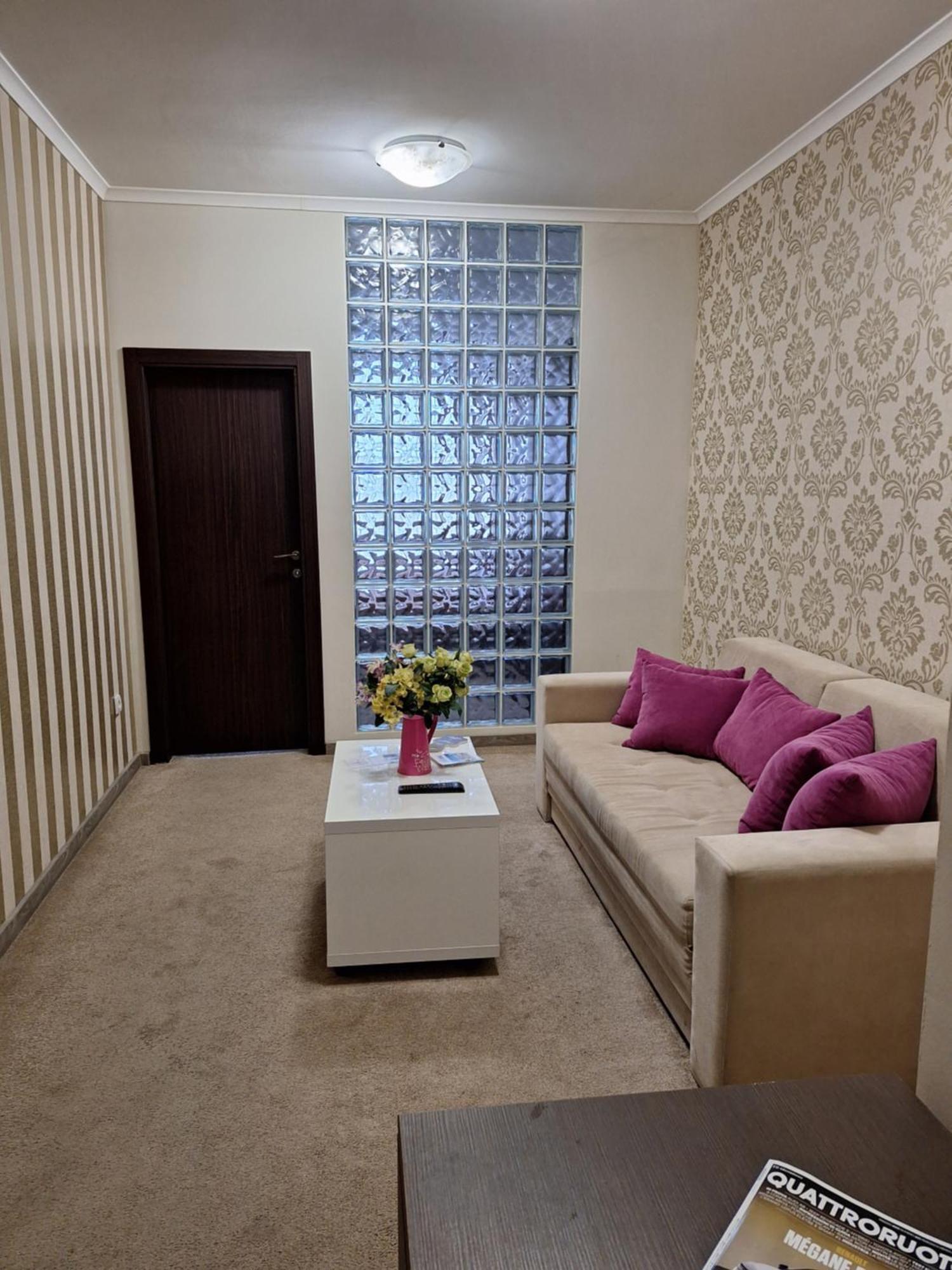 Garni Hotel Ema كراغوييفاك المظهر الخارجي الصورة