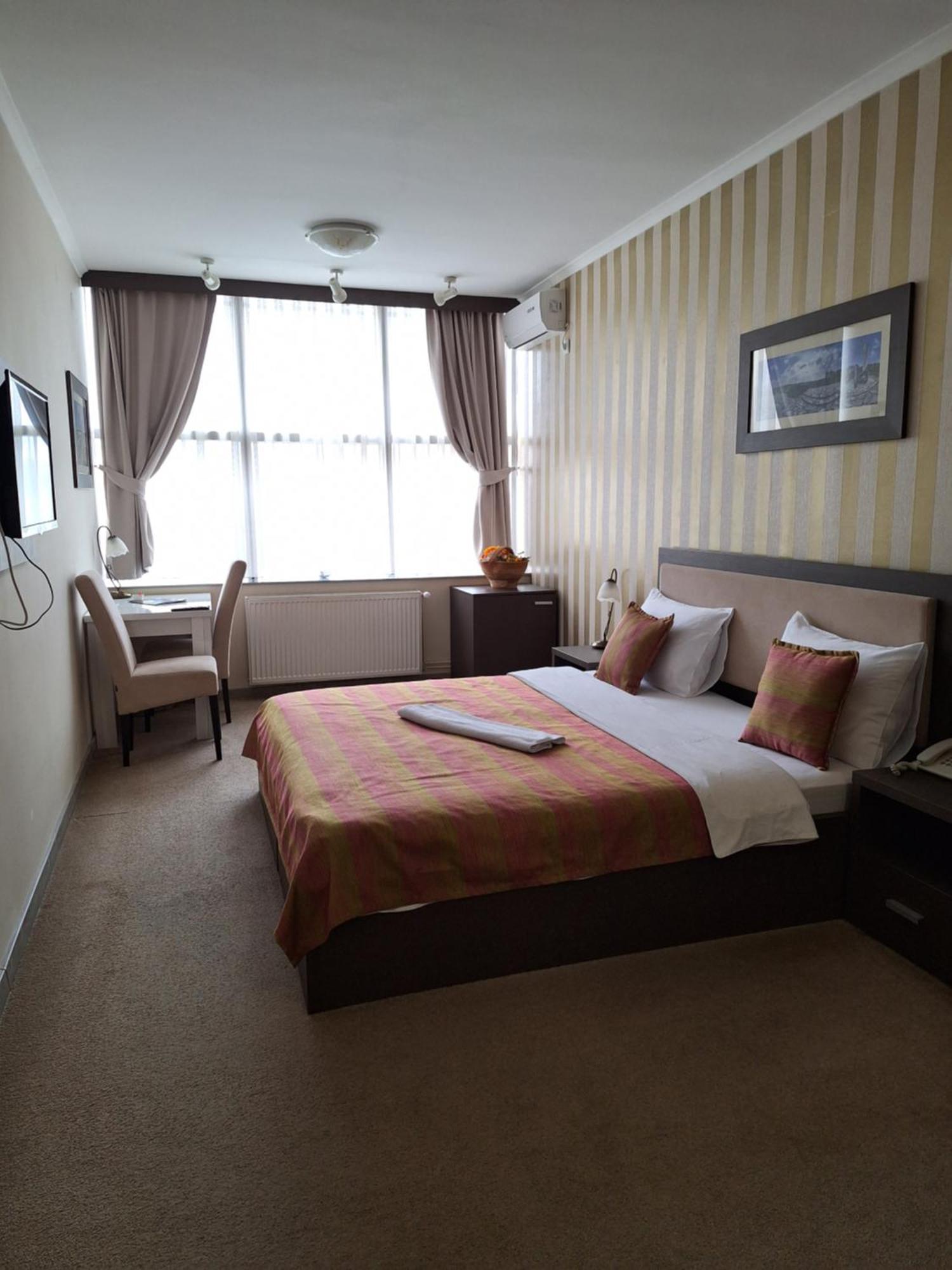 Garni Hotel Ema كراغوييفاك المظهر الخارجي الصورة