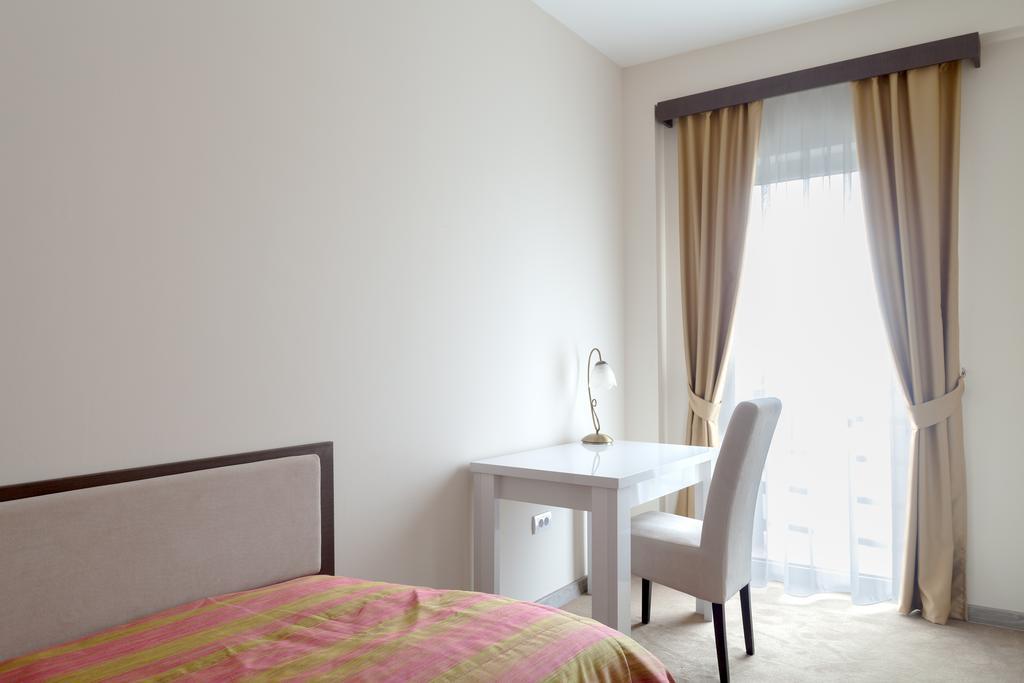 Garni Hotel Ema كراغوييفاك الغرفة الصورة